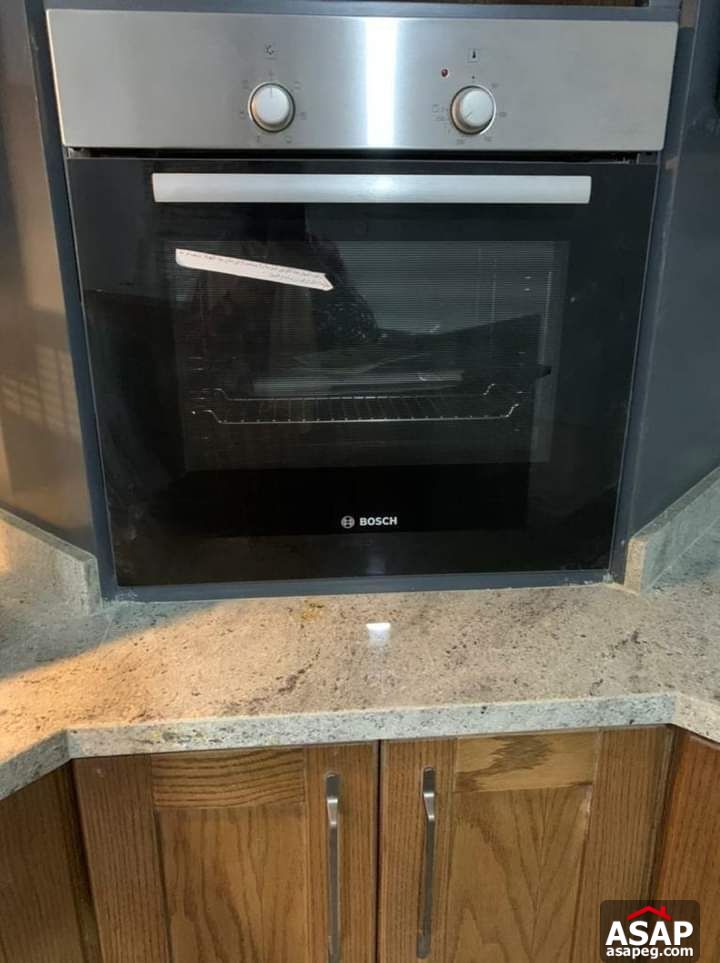 Apartment for Rent in Regents Park Compound