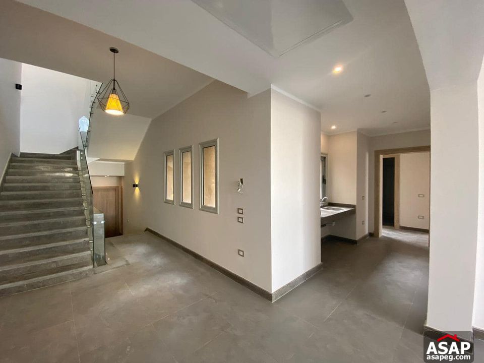 Villa for Rent in New Giza Compound