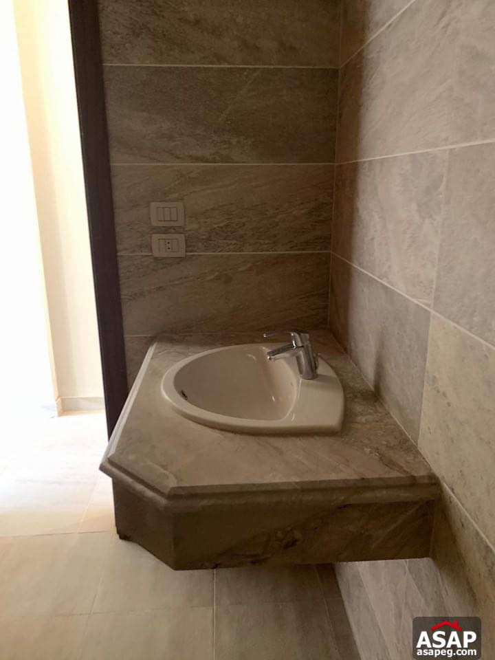 Chalet for Sale in La Vista Chalet for Sale in La Vista