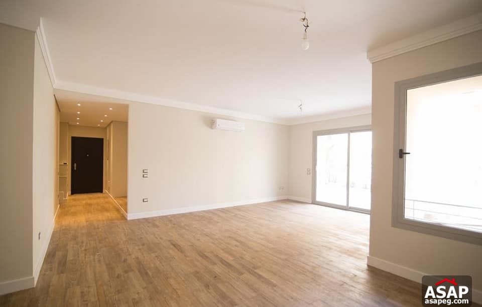 Duplex with Garden for Rent in Village Avenue Duplex with Garden for Rent in Village Avenue