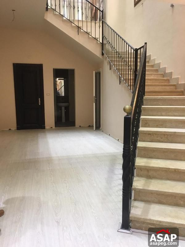 Duplex with Pool for Rent in West Golf Duplex with Pool for Rent in West Golf