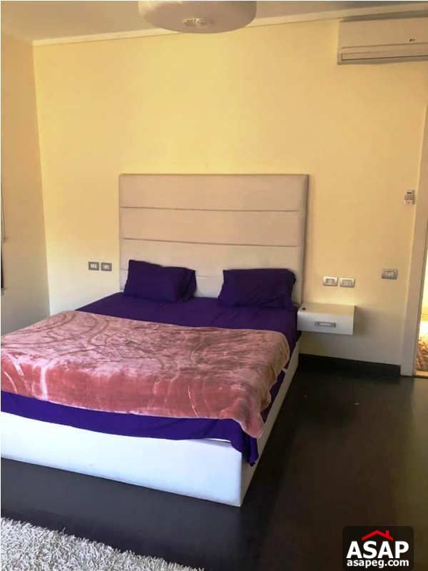 Studio for Rent in the Village Palm Hills Studio for Rent in the Village Palm Hills