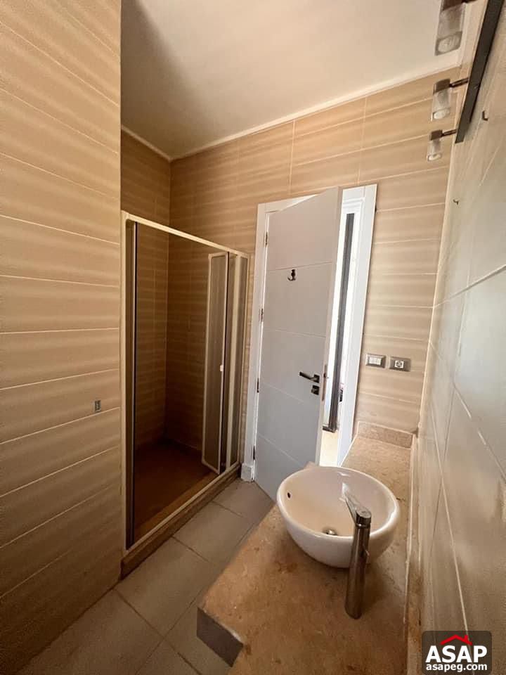 Semi Furnished Apartment in Vilage Gate for Rent Semi Furnished Apartment in Vilage Gate for Rent