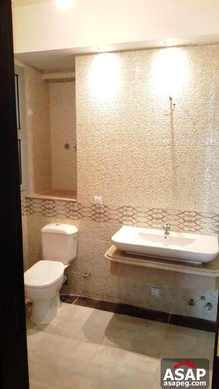 Penthouse for Rent in Village Gate Palm Hills Penthouse for Rent in Village Gate Palm Hills