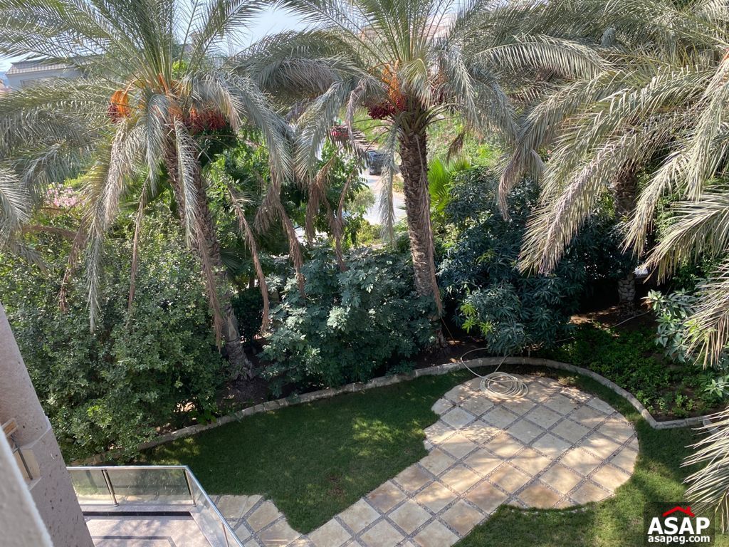 Stand Alone with Swimming Pool for Sale in Mirage Compound