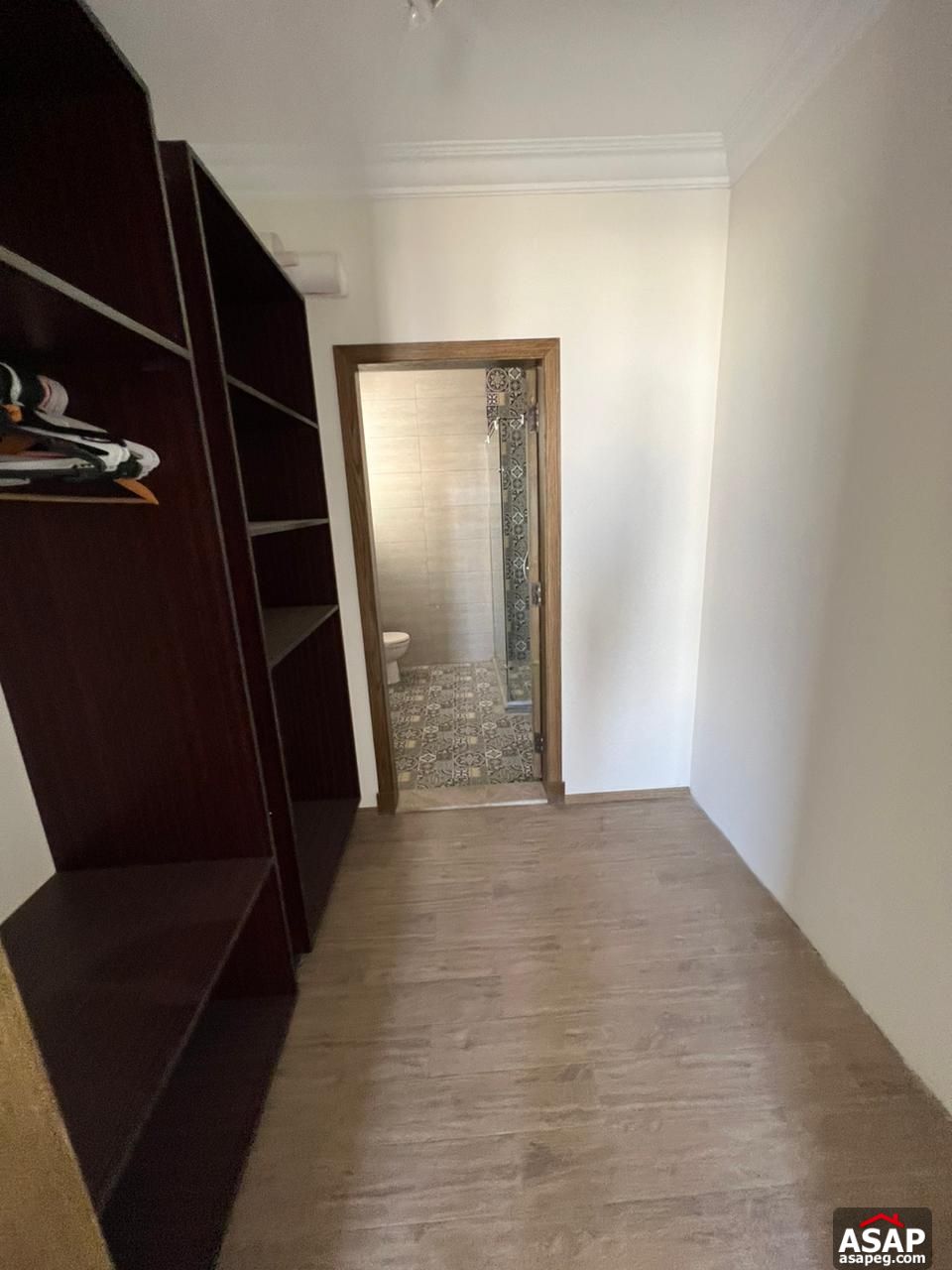 Semi Furnished Apartment for Rent in Eastown