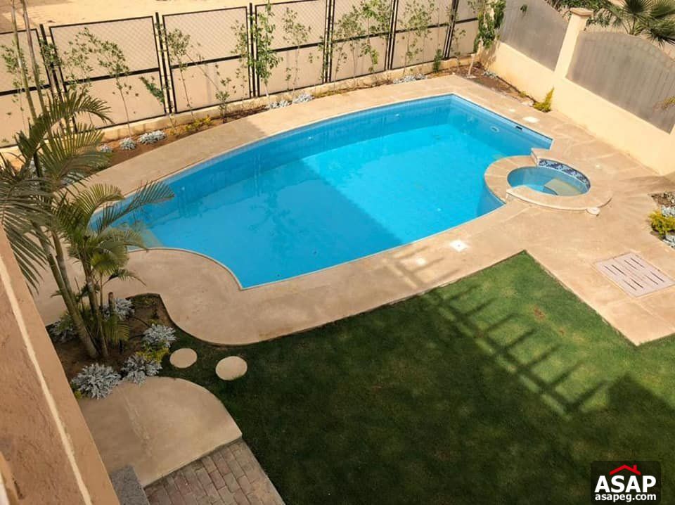Villa with Pool for Rent in the Villa Compound