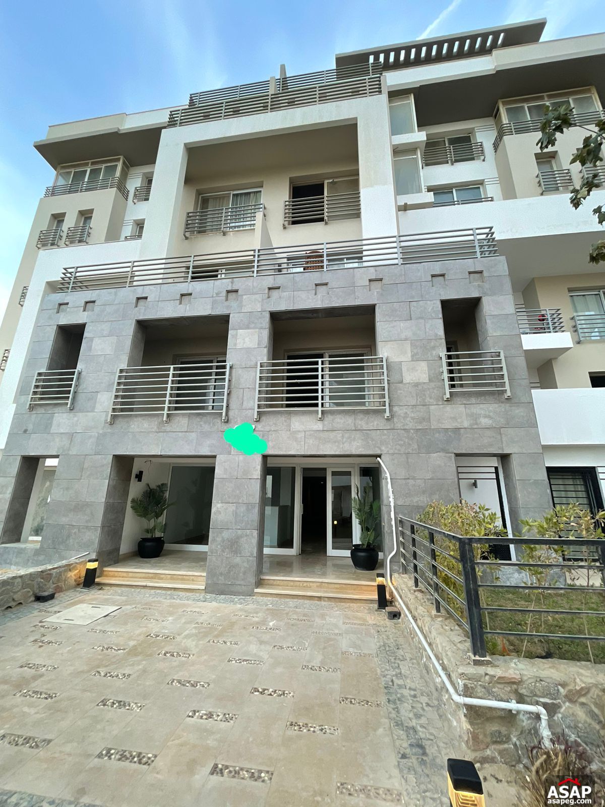 Apartment for Sale in Hyde Park Apartment for Sale in Hyde Park