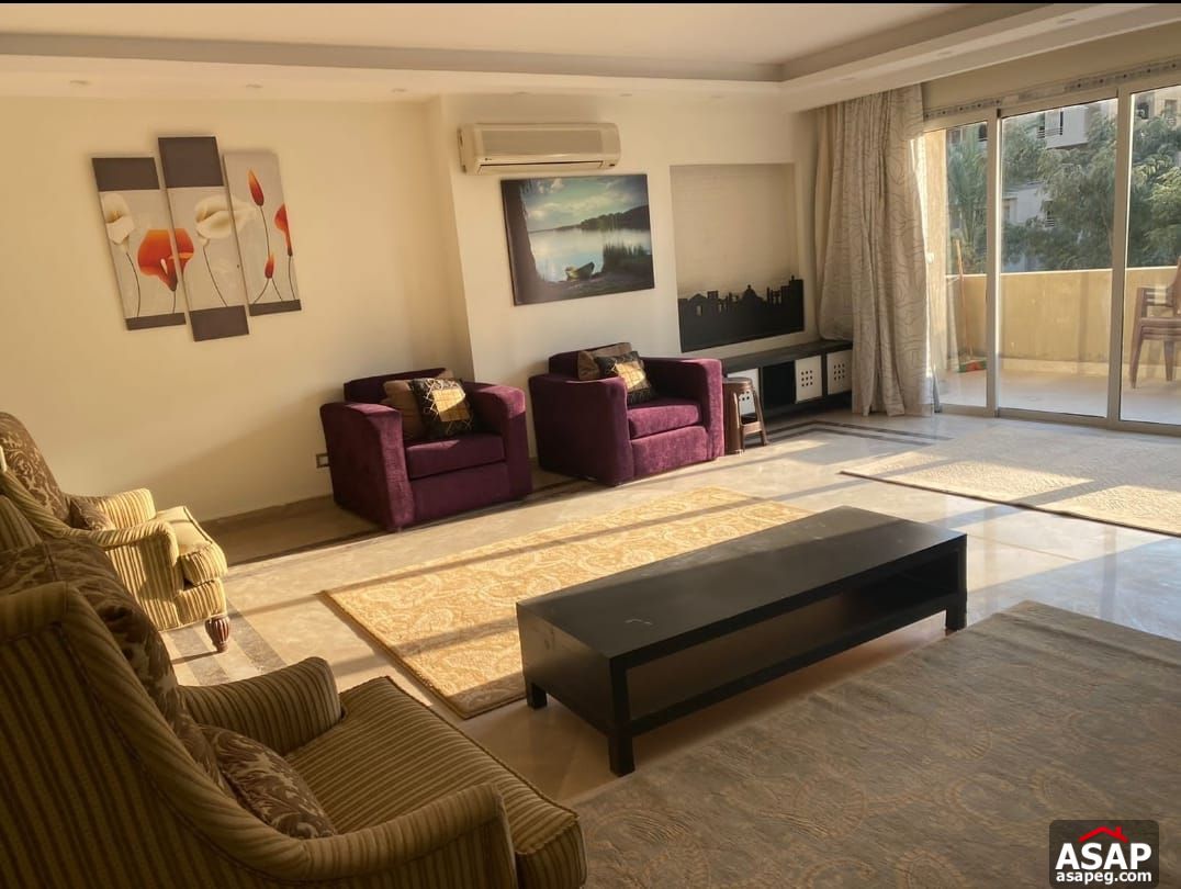 Furnished Flat for Rent in the Square Furnished Flat for Rent in the Square