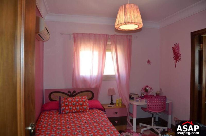 Villa with Pool for Rent in Lago Vista - New Cairo Villa with Pool for Rent in Lago Vista - New Cairo