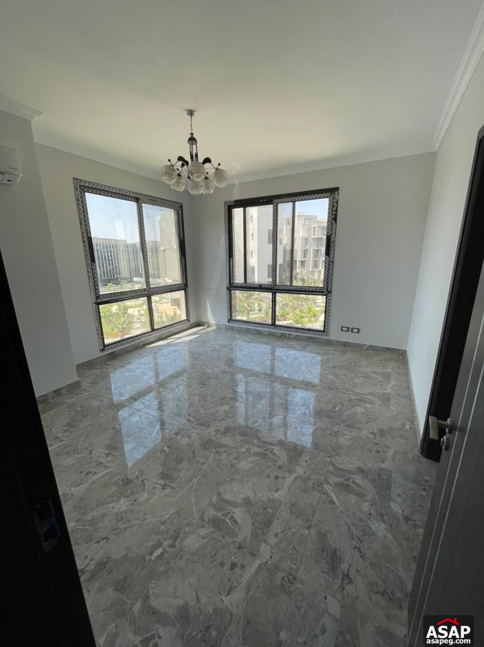 Semi Furnished Apartment for Rent in Eastown Compound Semi Furnished Apartment for Rent in Eastown Compound