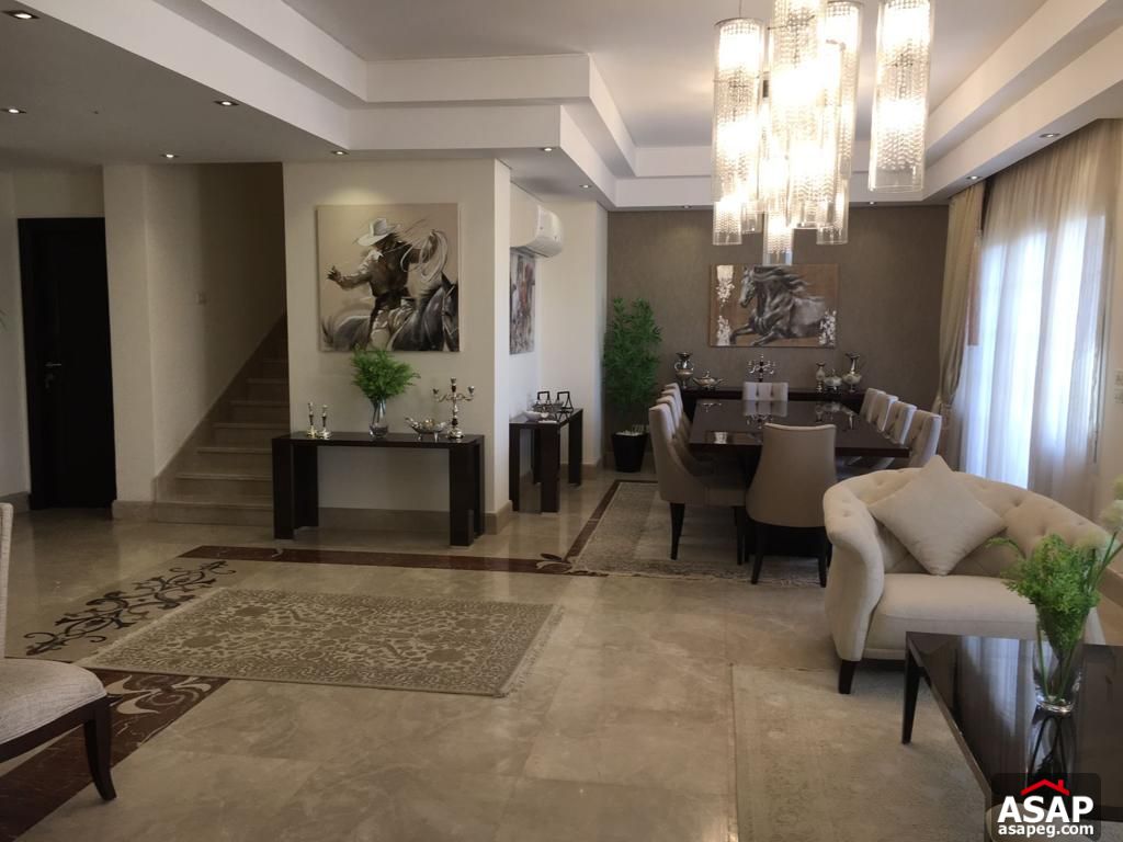 Furnished Villa for Sale in Hyde Park Furnished Villa for Sale in Hyde Park