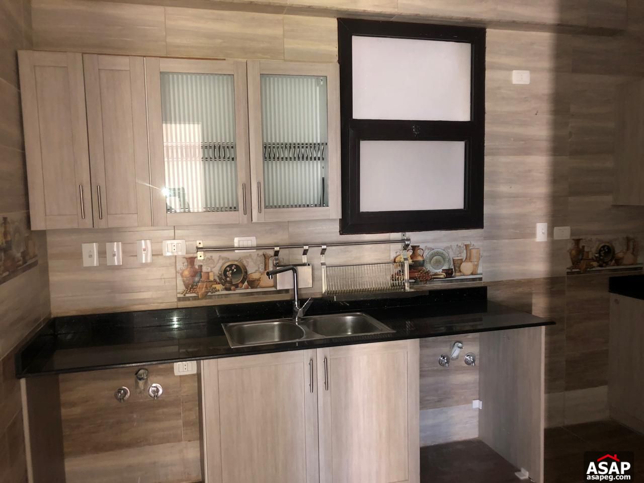 Duplex with Garden for Rent in Eastown