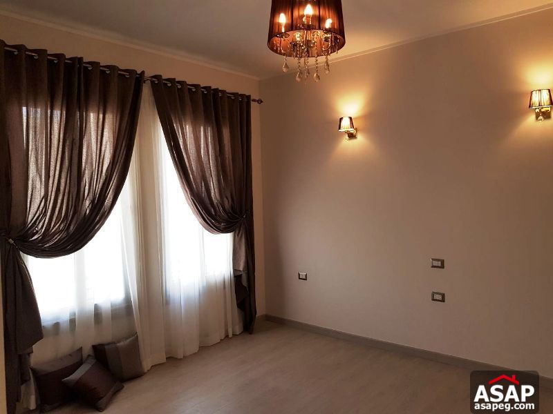 Apartment for Rent in Village Gate Apartment for Rent in Village Gate