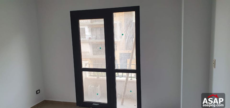 Ground floor Apartment with garden for rent in New Cairo compounds - Eastown