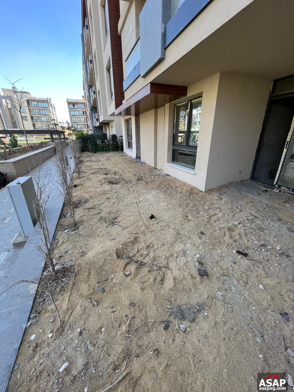 Ground Floor for Sale in Azad Compound Ground Floor for Sale in Azad Compound