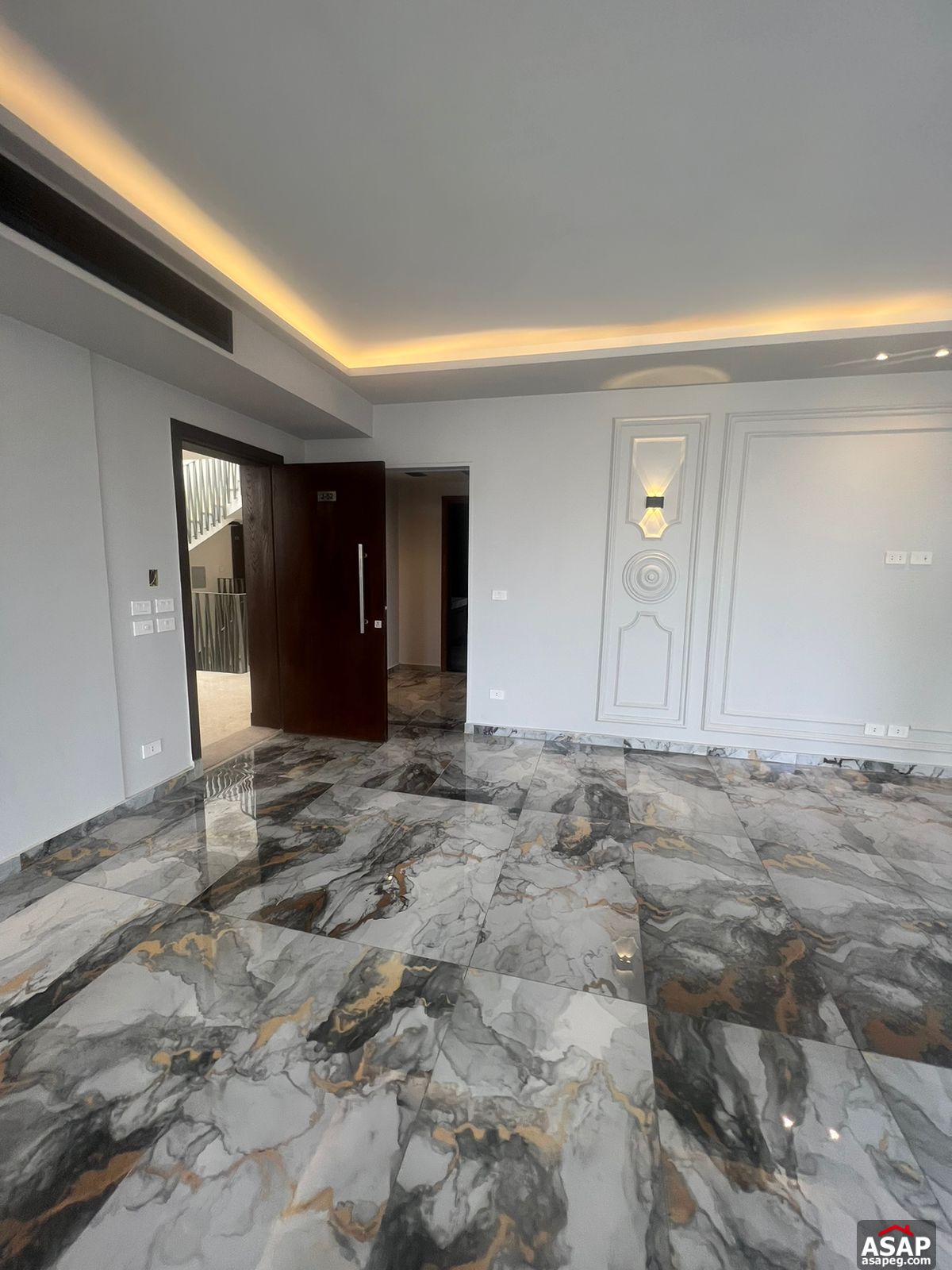 Rent Apartment in Eastown Compound