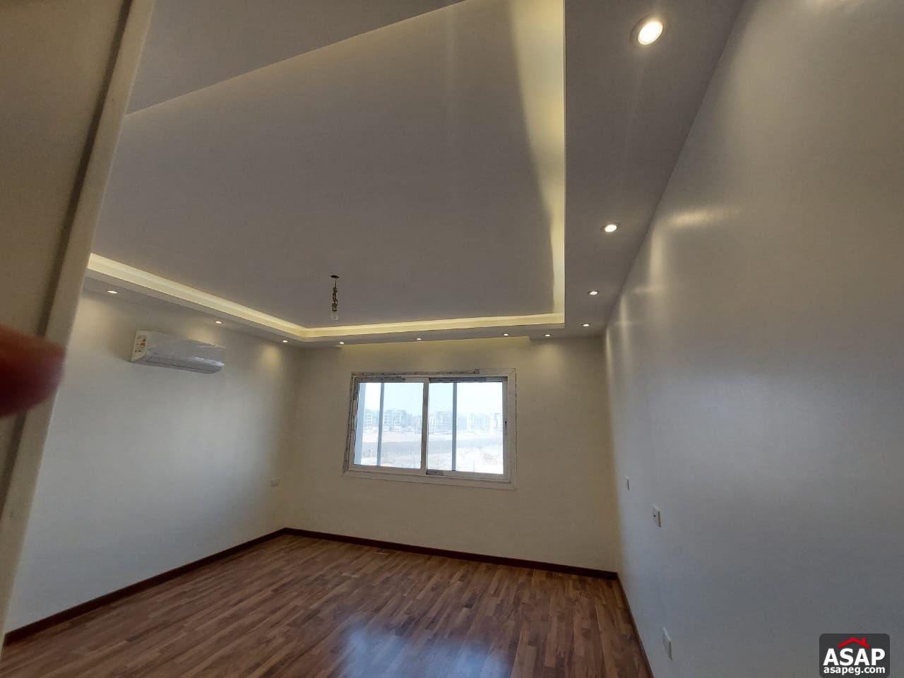 Studio for Sale in Hyde Park Compound Studio for Sale in Hyde Park Compound