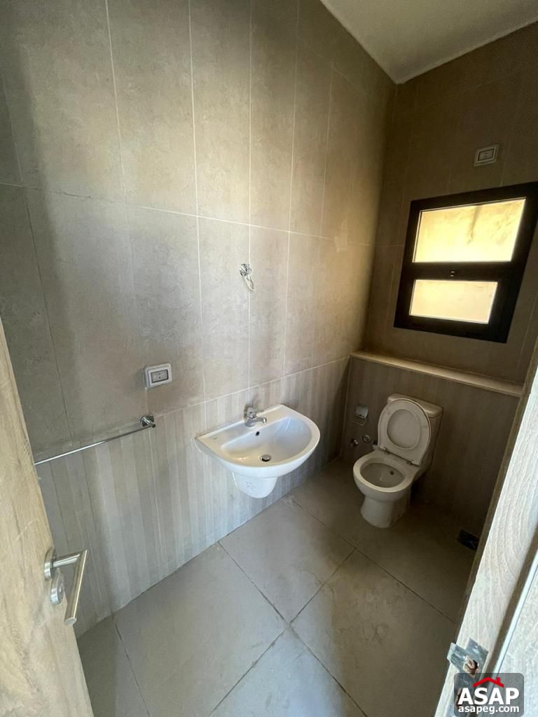 Penthouse for Sale in Fifth Square Compound Penthouse for Sale in Fifth Square Compound