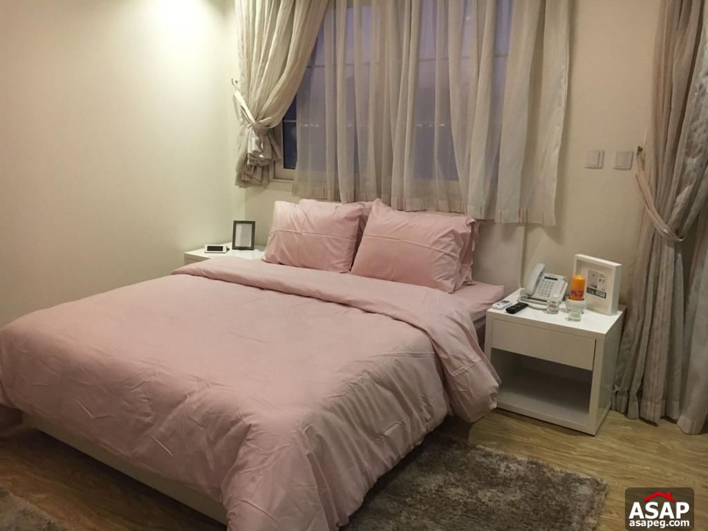 Furnished Villa for Sale in Hyde Park Furnished Villa for Sale in Hyde Park