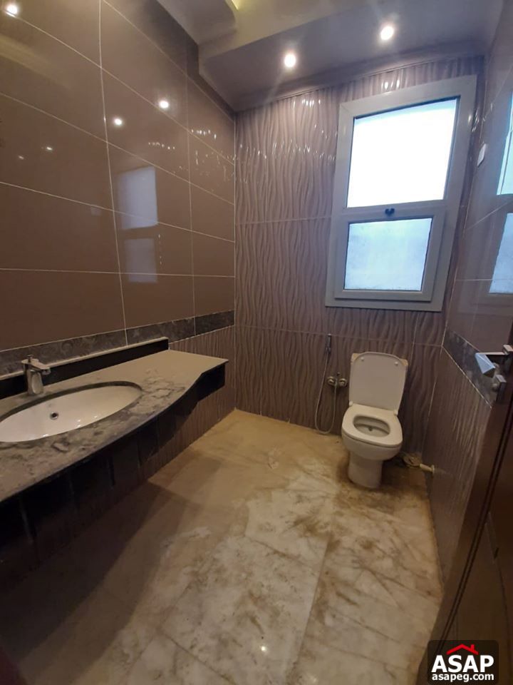 Duplex for Rent in Village Gate Duplex for Rent in Village Gate