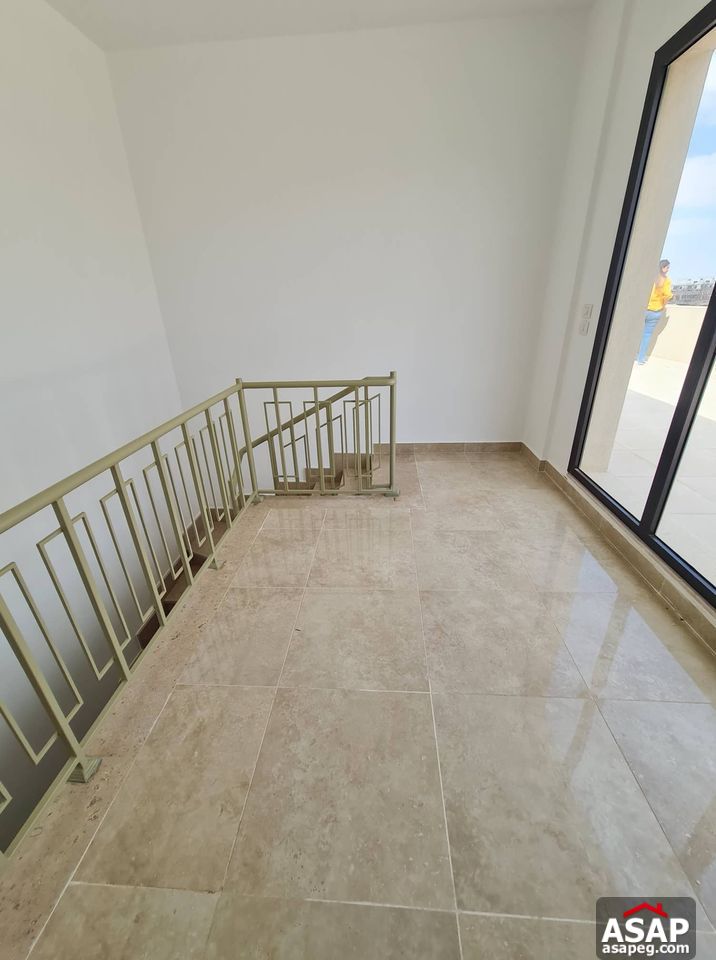 Penthouse for Rent in Fifth Square Compound Penthouse for Rent in Fifth Square Compound