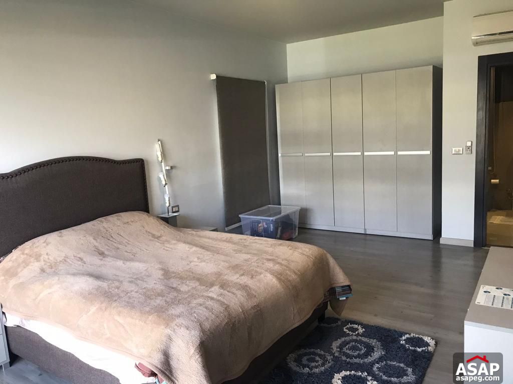 Apartment for Rent in the WaterWay Apartment for Rent in the WaterWay