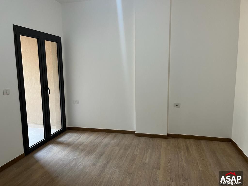 Ground Floor for Rent in Fifth Square