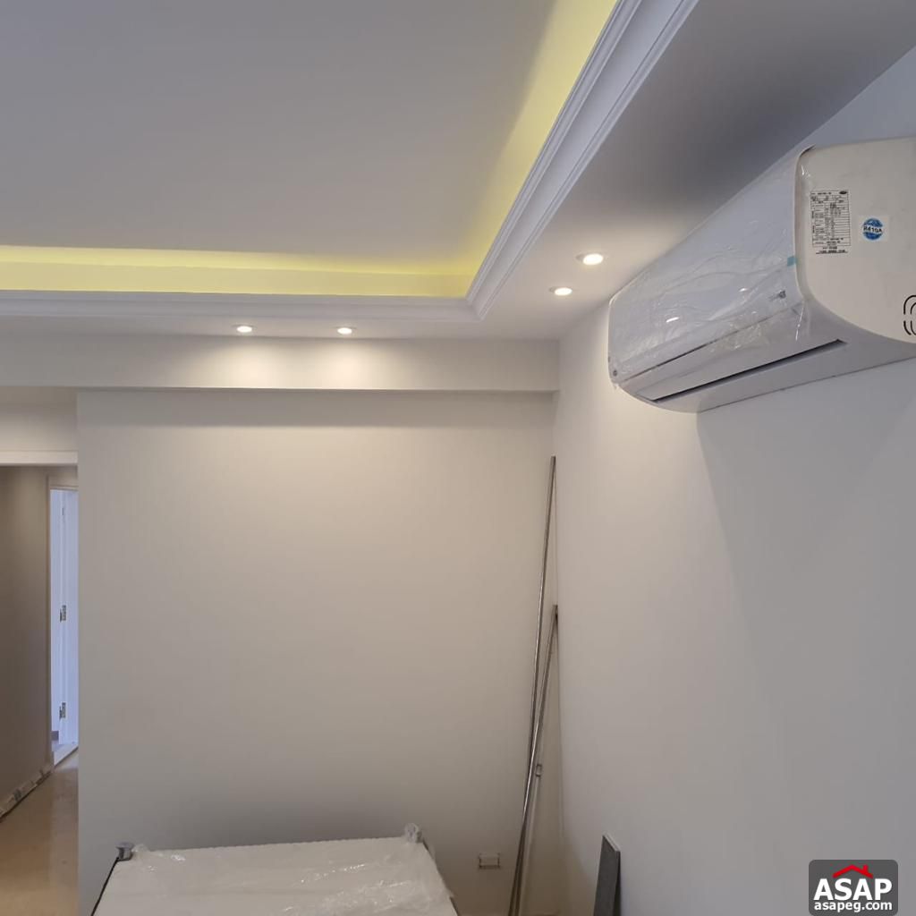 Apartment for Rent in Hyde Park Compound