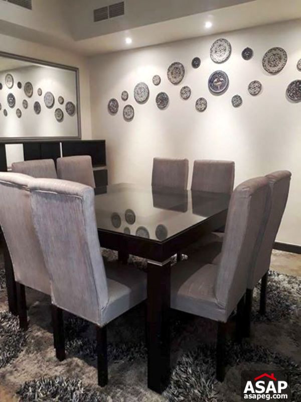 Villa with Garden for Rent in Uptown Cairo