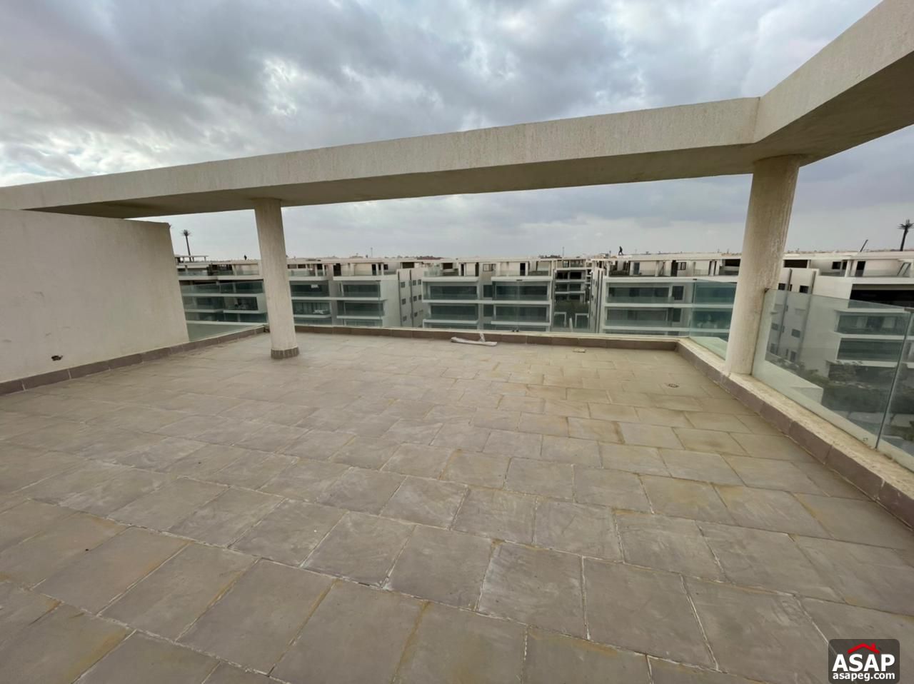 Penthouse for Sale in Lake View Residence Penthouse for Sale in Lake View Residence