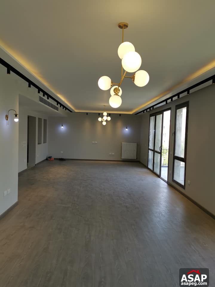 Duplex with Roof for Rent in Eastown