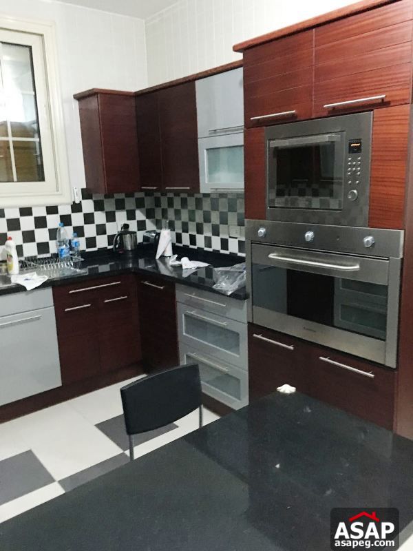 Duplex with Big Garden in Lake View for Rent Duplex with Big Garden in Lake View for Rent