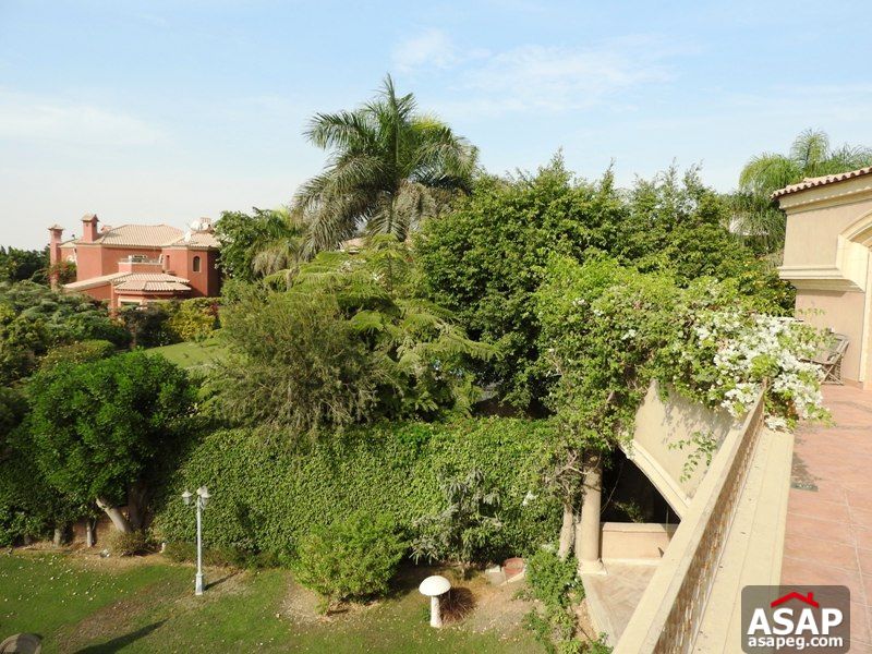 Furnished Apartment with Big Terrace in Katameya Heights