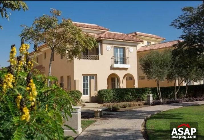 Villa for Sale in Hyde Park Compound Villa for Sale in Hyde Park Compound