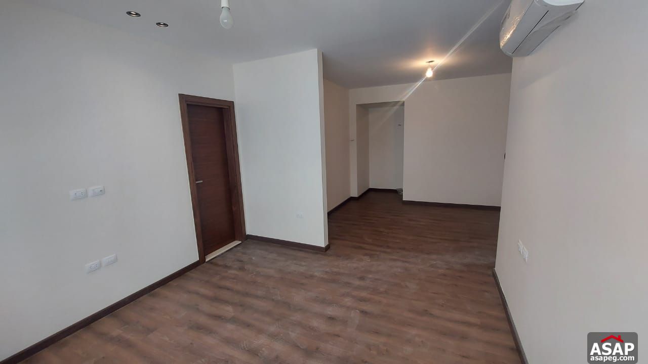 Apartment with Lake View for Rent in Lake View Residence