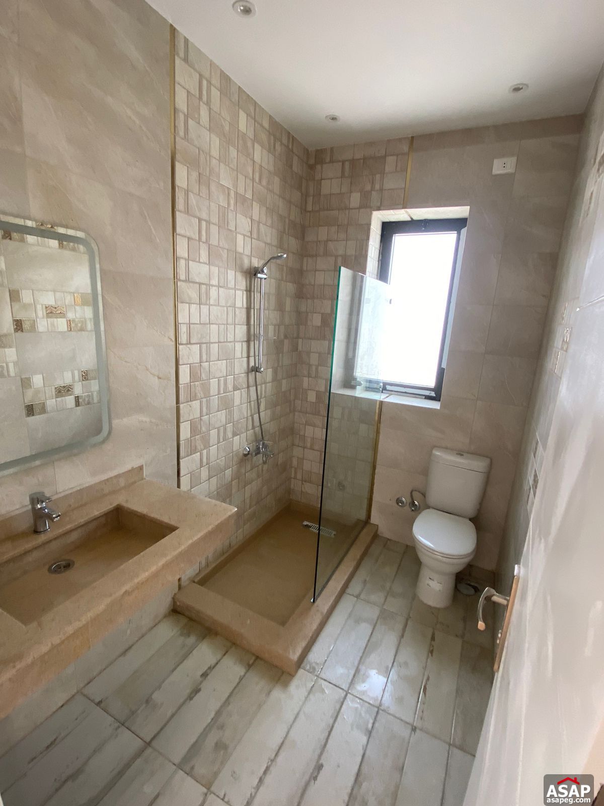 Semi Furnished Apartment in Lake View Residence Semi Furnished Apartment in Lake View Residence