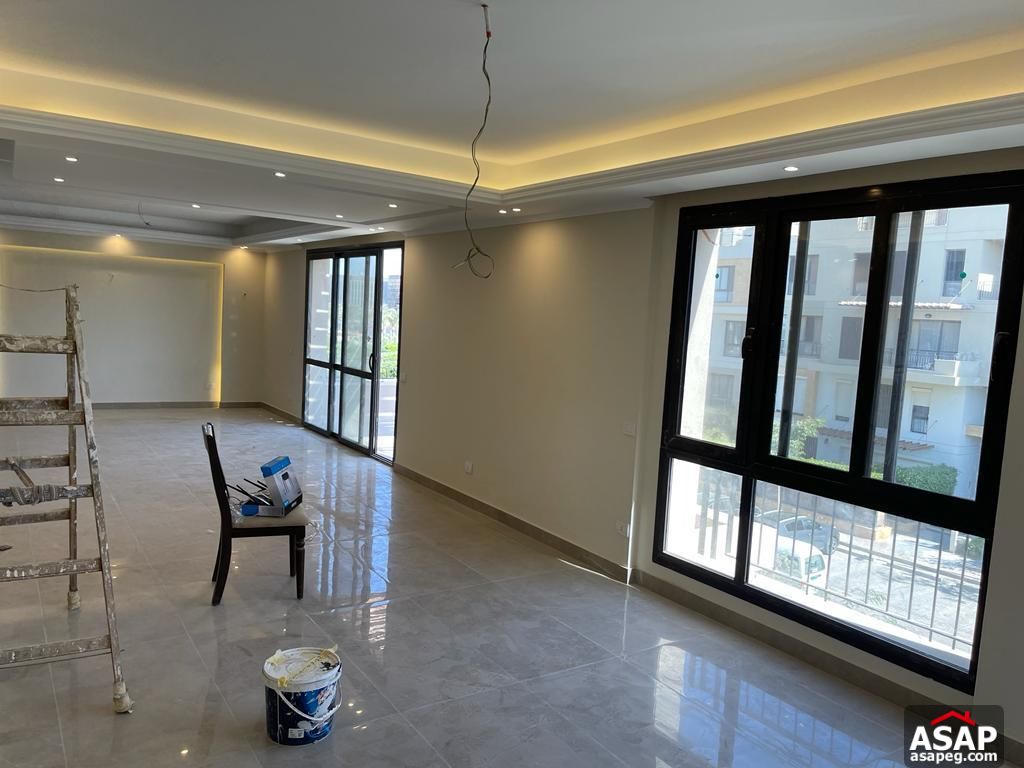 Triplex for Rent in Eastown Sodic Triplex for Rent in Eastown Sodic