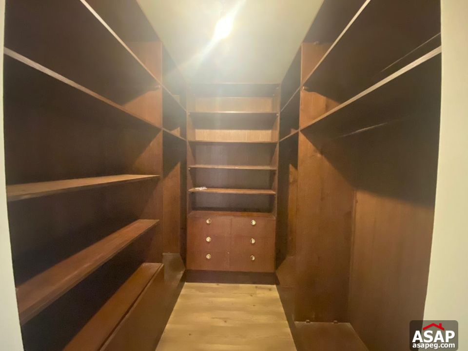 Rent Semi Furnished Villa in Sheikh Zayed