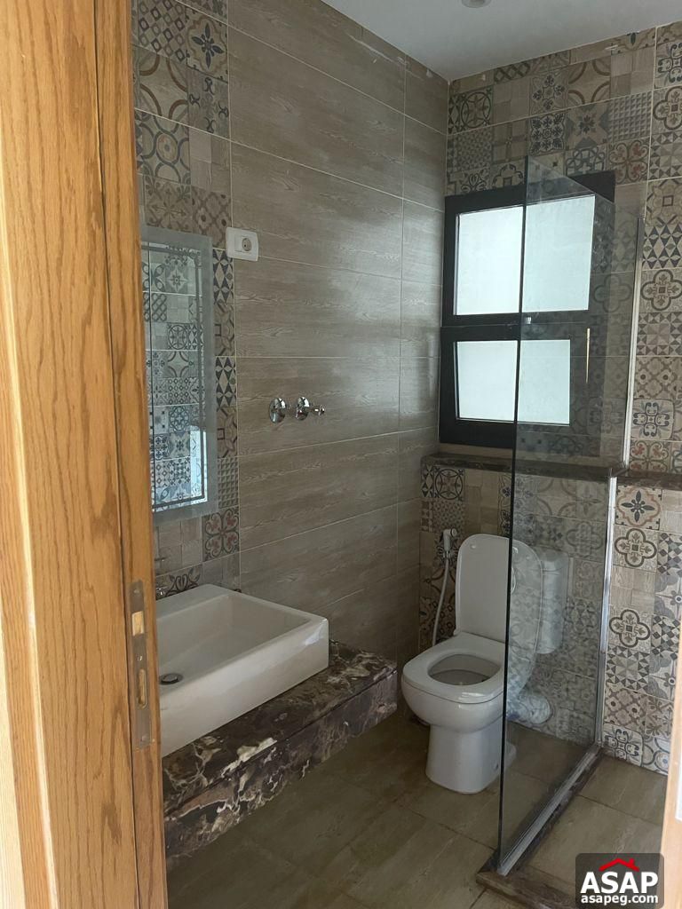 Semi Furnished Apartment for Rent in Eastown