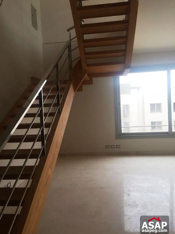 Penthouse for Rent in Village Gate