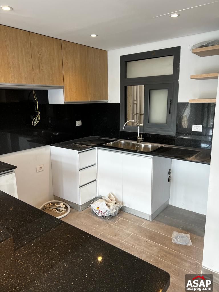 Semi-Furnished Apartment for Rent in Eastown