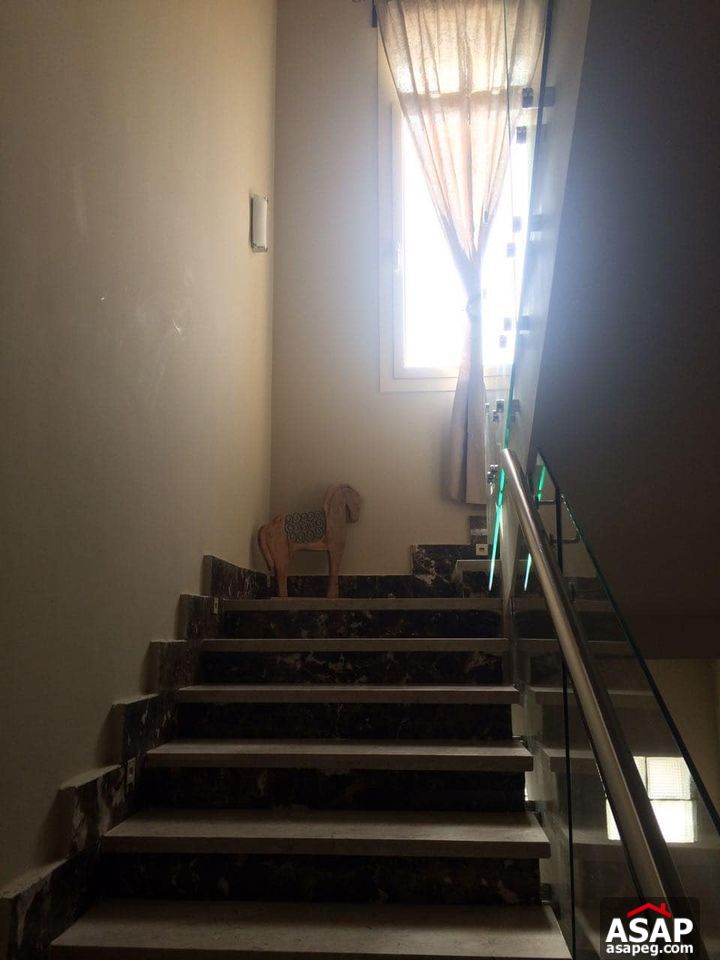 Penthouse for Rent in Bamboo Compound Penthouse for Rent in Bamboo Compound