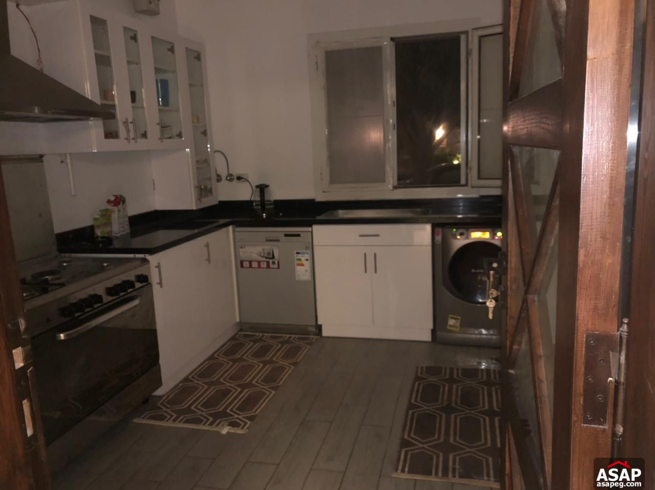 I Villa for Sale in Mountain View Hyde Park