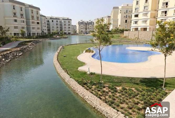 I Villa Roof Corner for Rent in Mountain View Hyde Park I Villa Roof Corner for Rent in Mountain View Hyde Park