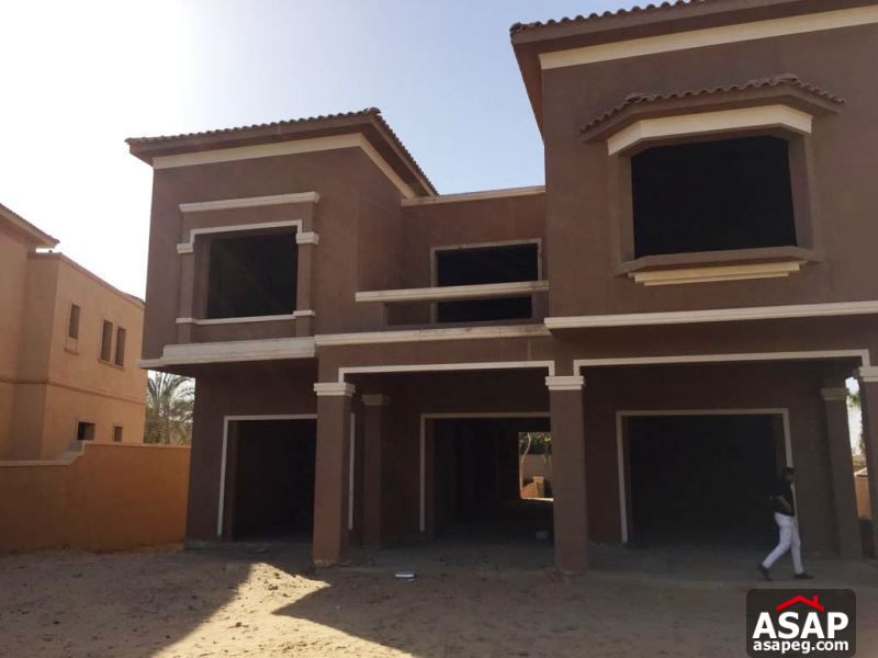 Villa for Sale in Season Hassan Allam Villa for Sale in Season Hassan Allam