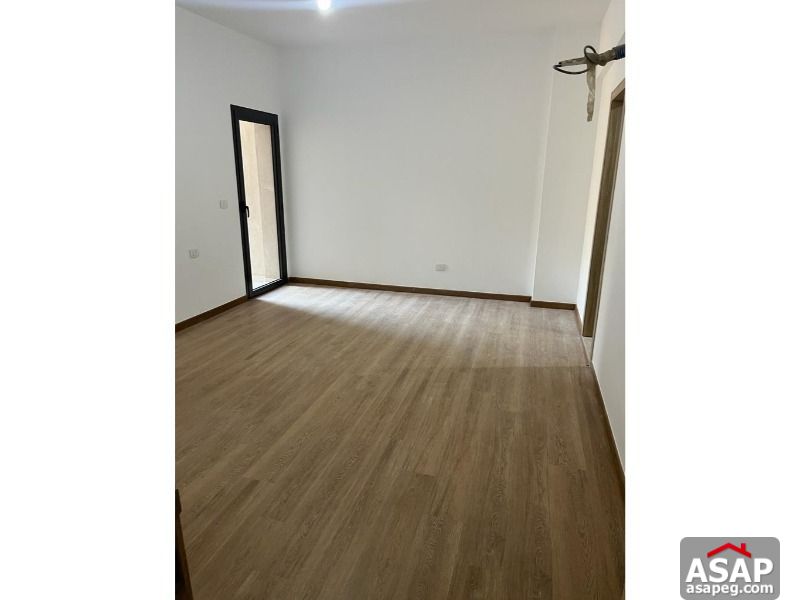 Ground Floor for Sale in Fifth Square Ground Floor for Sale in Fifth Square