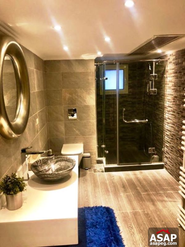 Villa with pool for Rent in Swan Lake - New Cairo Villa with pool for Rent in Swan Lake - New Cairo