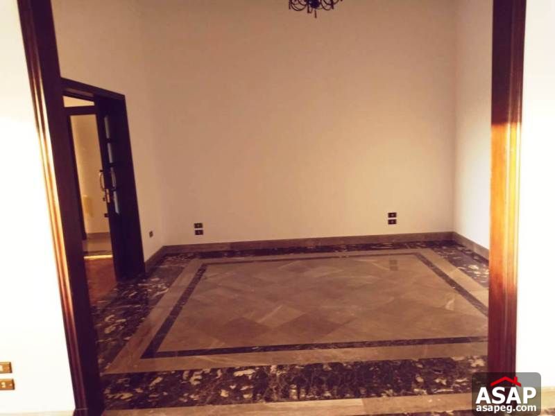 Villa with Pool for Rent in Lake View Villa with Pool for Rent in Lake View