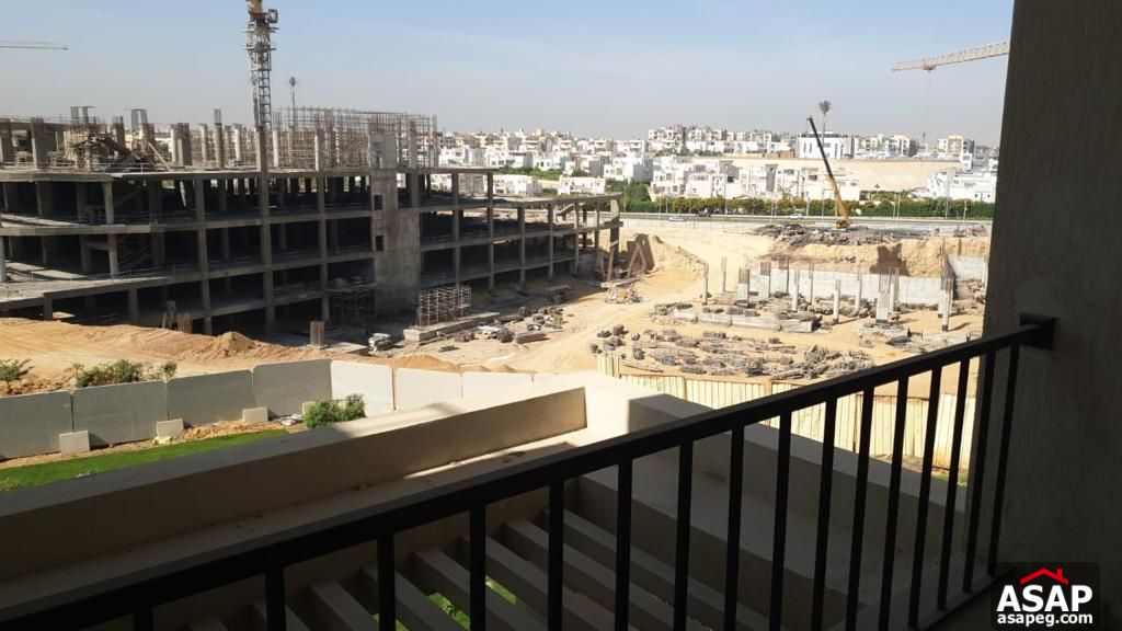 Apartment for Sale in Fifth Square Compound Apartment for Sale in Fifth Square Compound